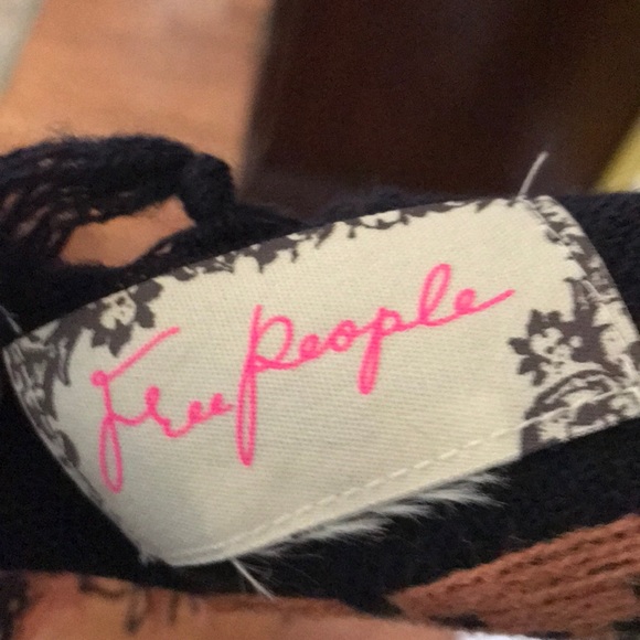 Free People poncho. - Picture 3 of 3